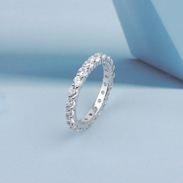 A Guide To Buy Eternity Rings - Abelini Blog